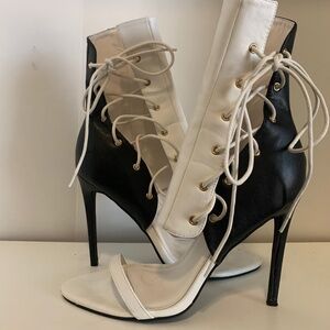Colorblock Laced Up Heel